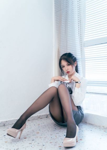 校花被校长C得合不拢腿H_DVD高清视频播放