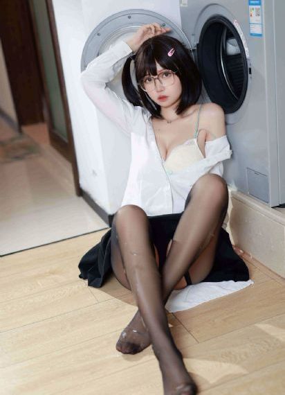 前期调查中被校长调教的女教师_BD韩语高清在线